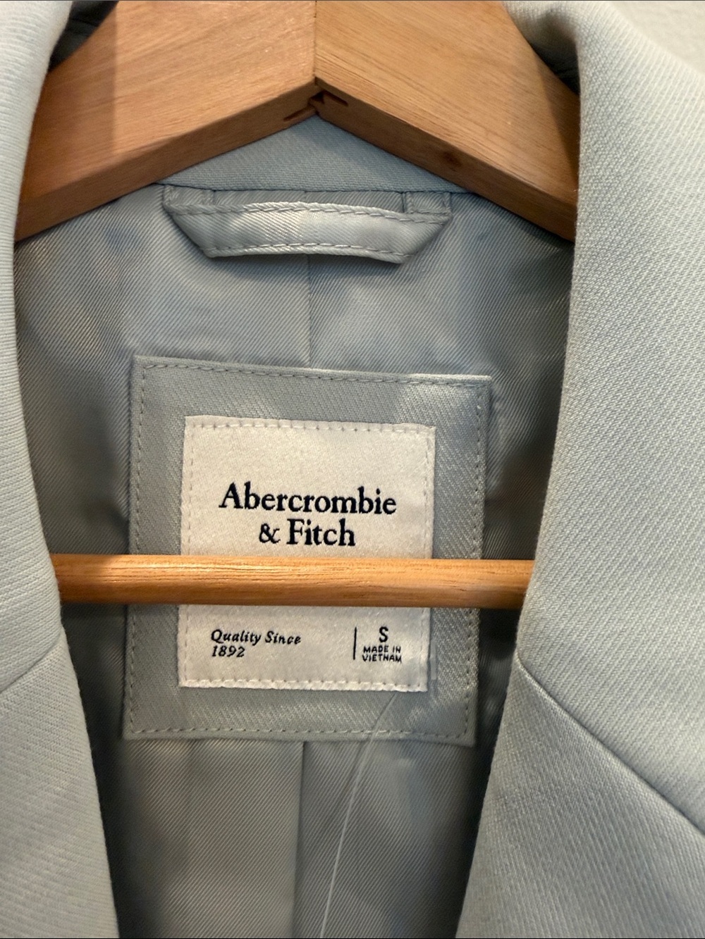 Abercrombie & Fitch Women's Single-Button Blazer - Picture 4 of 7